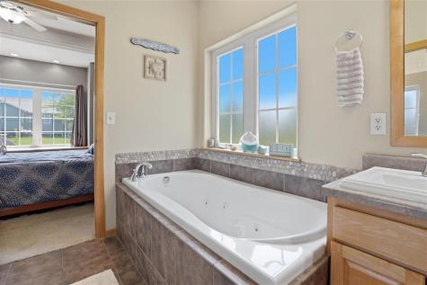 850 Fox Valley Drive North Liberty IA 52317
