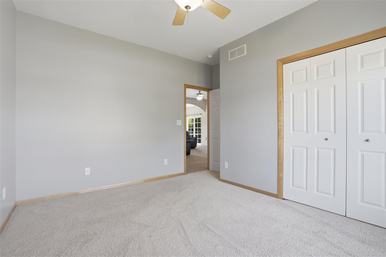 850 Fox Valley Drive North Liberty IA 52317