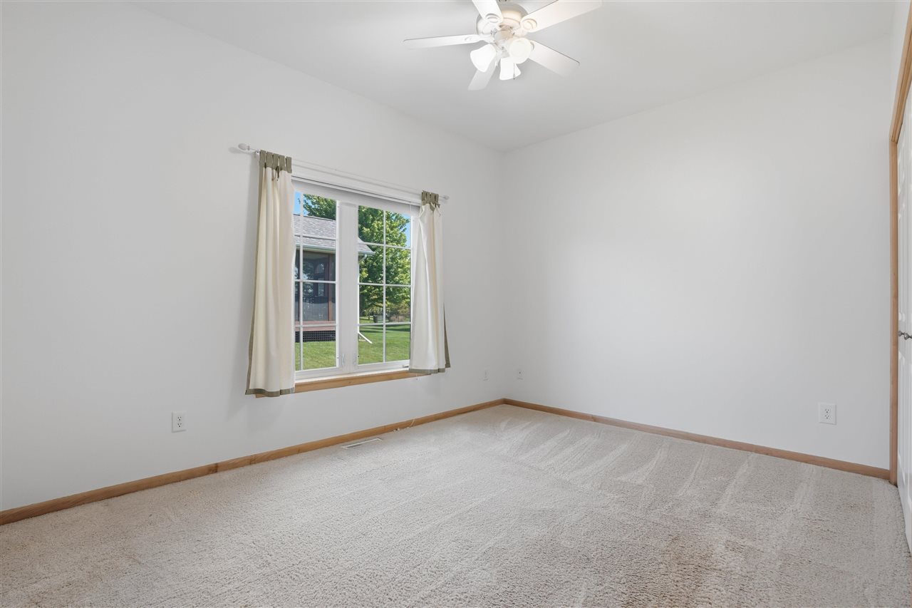 850 Fox Valley Drive North Liberty IA 52317