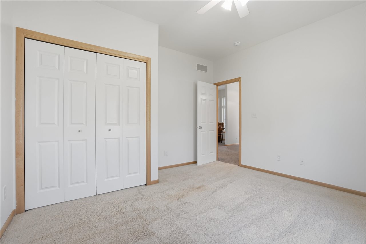 850 Fox Valley Drive North Liberty IA 52317
