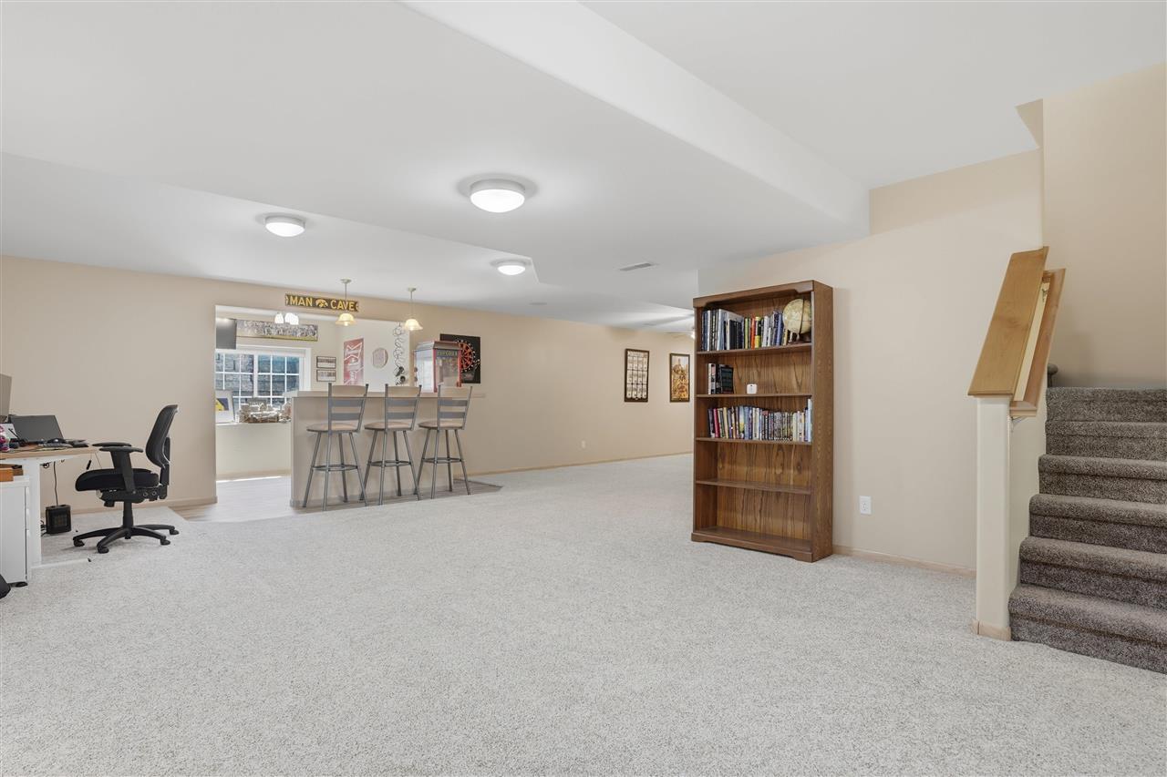 850 Fox Valley Drive North Liberty IA 52317