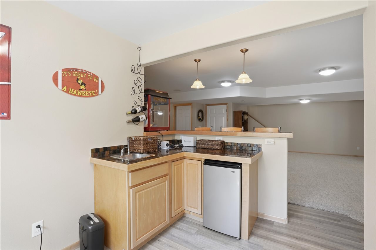 850 Fox Valley Drive North Liberty IA 52317