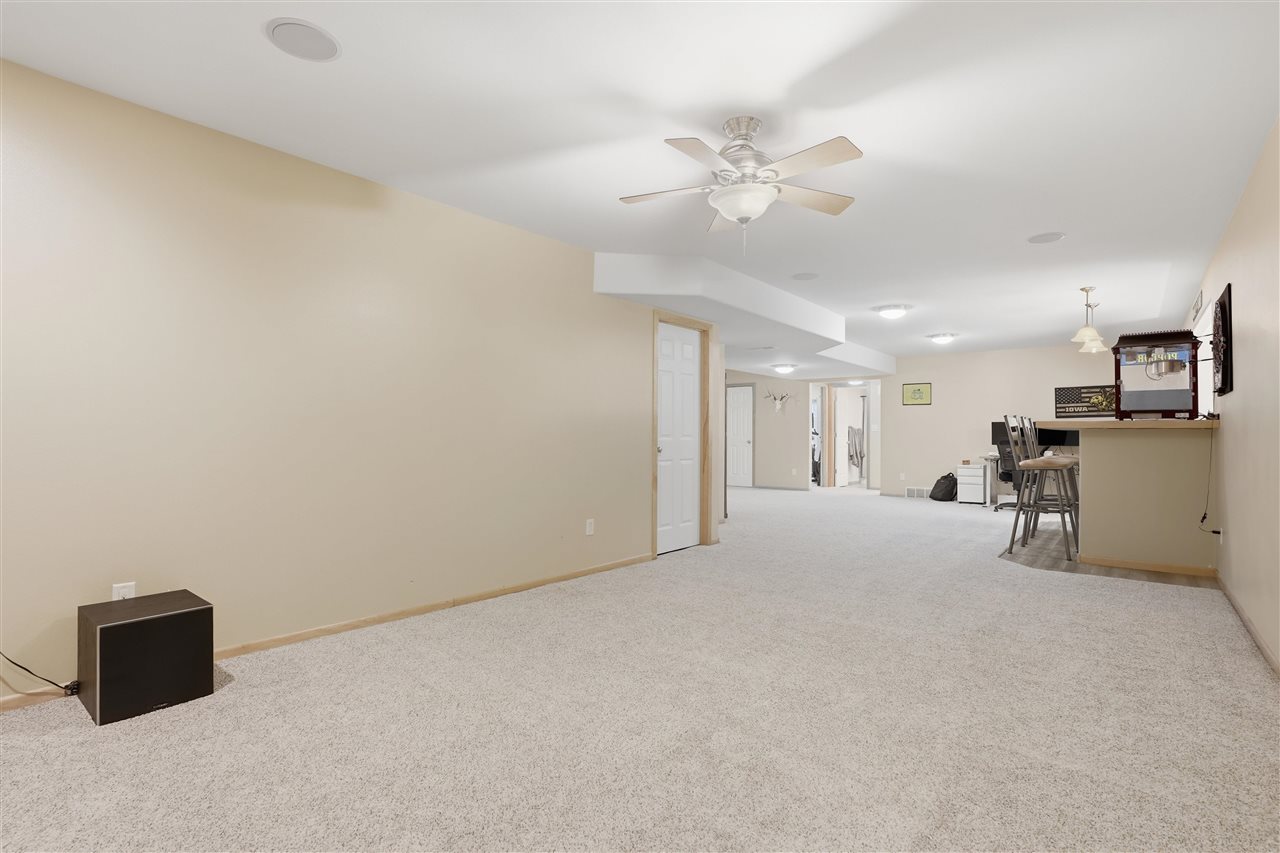 850 Fox Valley Drive North Liberty IA 52317