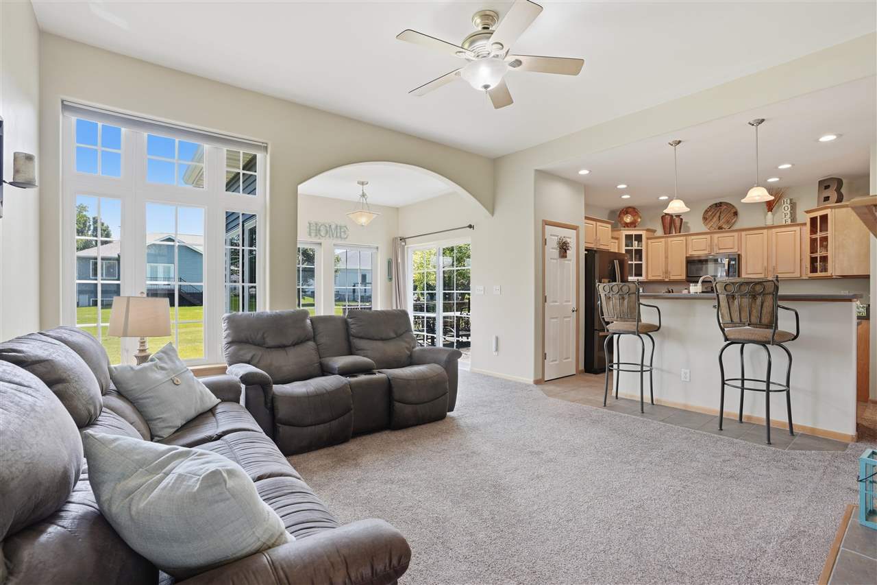 850 Fox Valley Drive North Liberty IA 52317
