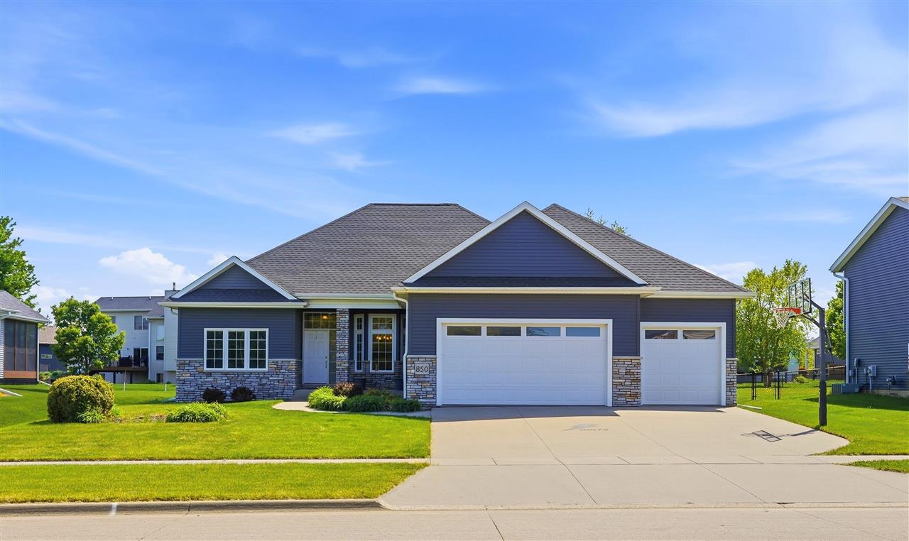 850 Fox Valley Drive North Liberty IA 52317