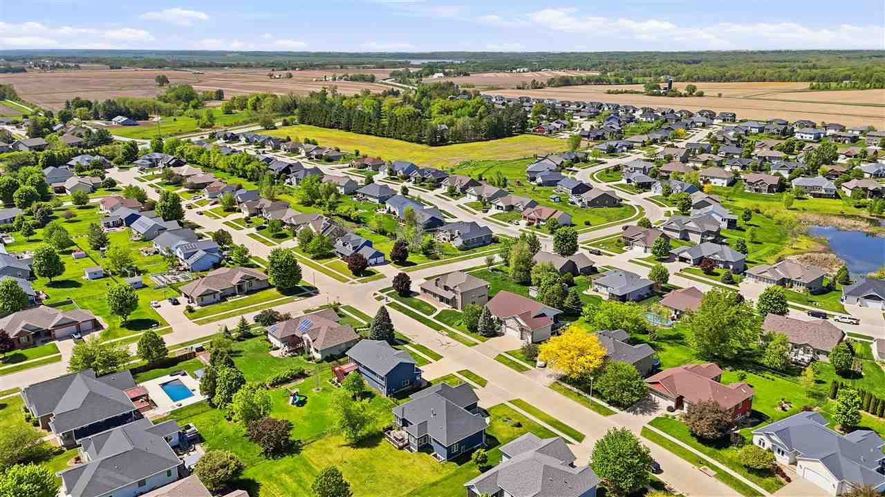 850 Fox Valley Drive North Liberty IA 52317
