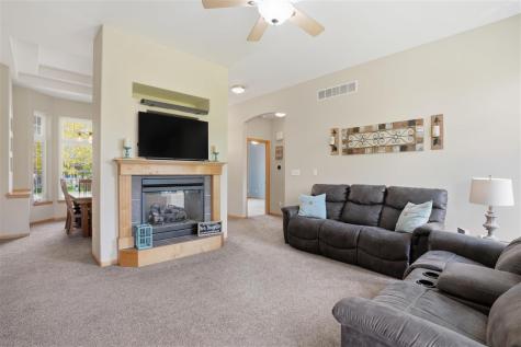 850 Fox Valley Drive North Liberty IA 52317