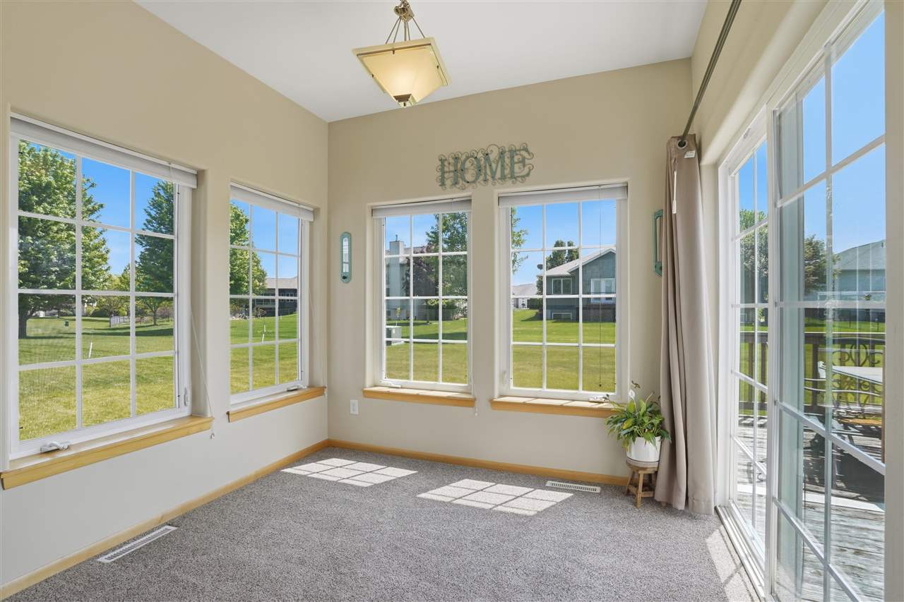 850 Fox Valley Drive North Liberty IA 52317