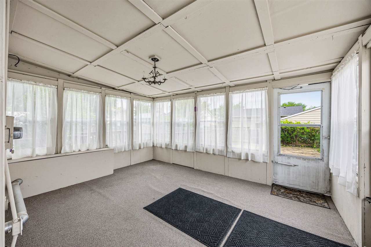 6715 Inwood Lane Cedar Rapids IA 52402