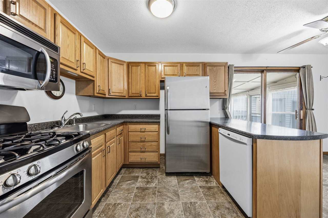 6715 Inwood Lane Cedar Rapids IA 52402