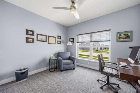 3040 Sunflower Street Ely IA 52227
