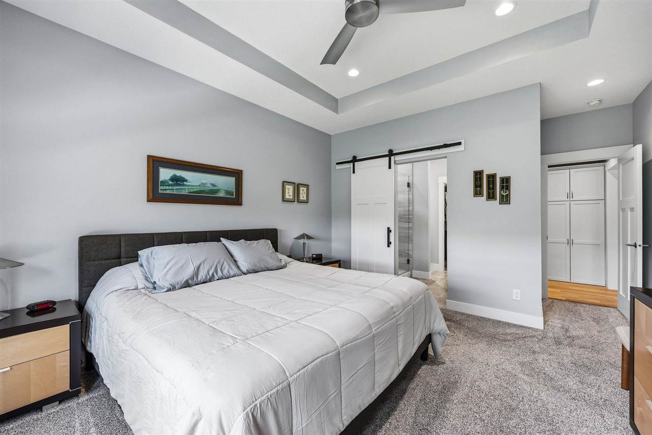 3040 Sunflower Street Ely IA 52227
