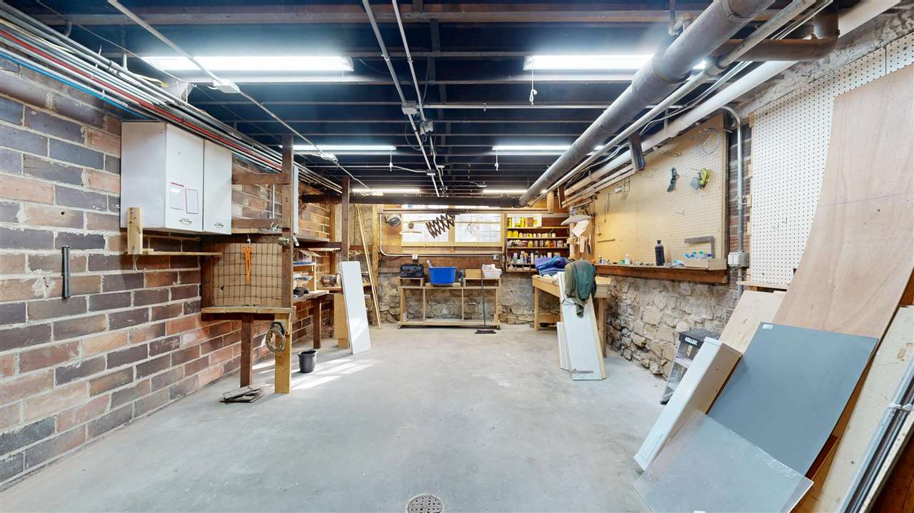 1675 Ridge Road Iowa City IA 52245