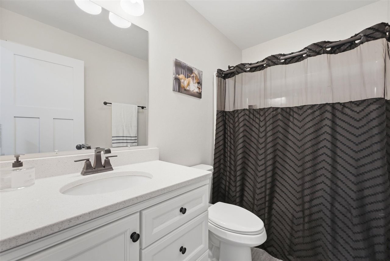 1005 S 12th Avenue Washington IA 52353