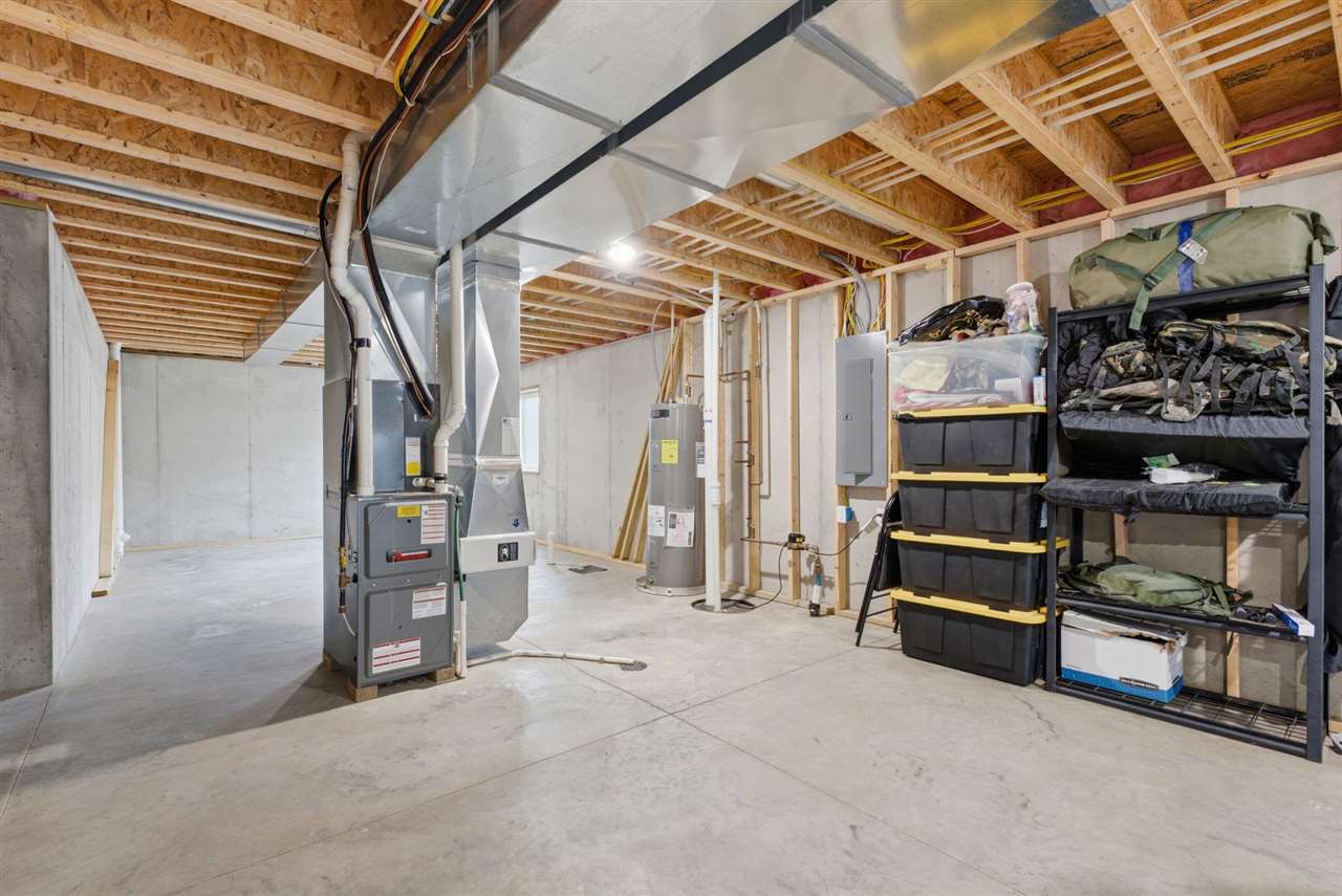 1005 S 12th Avenue Washington IA 52353