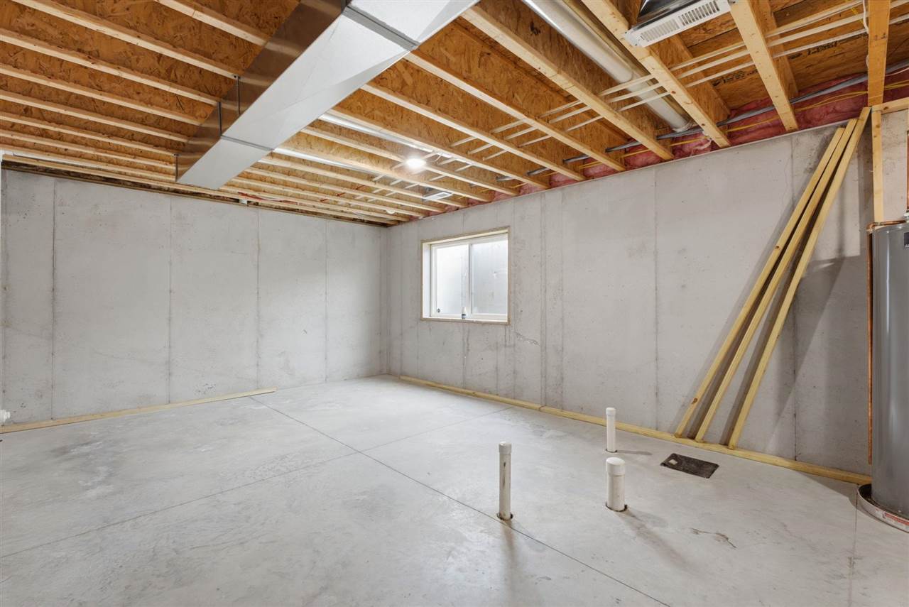 1005 S 12th Avenue Washington IA 52353