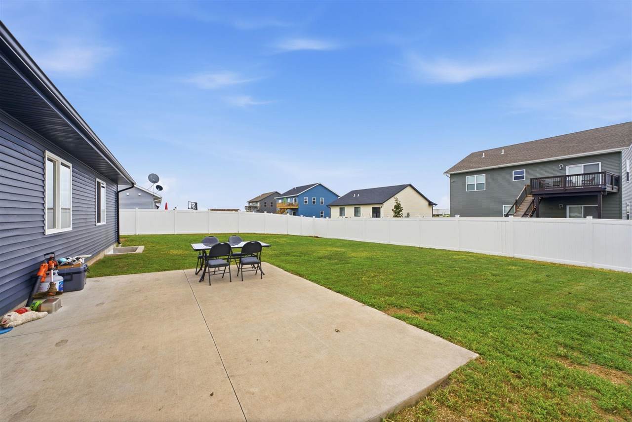 1005 S 12th Avenue Washington IA 52353