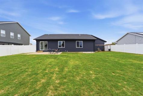 1005 S 12th Avenue Washington IA 52353