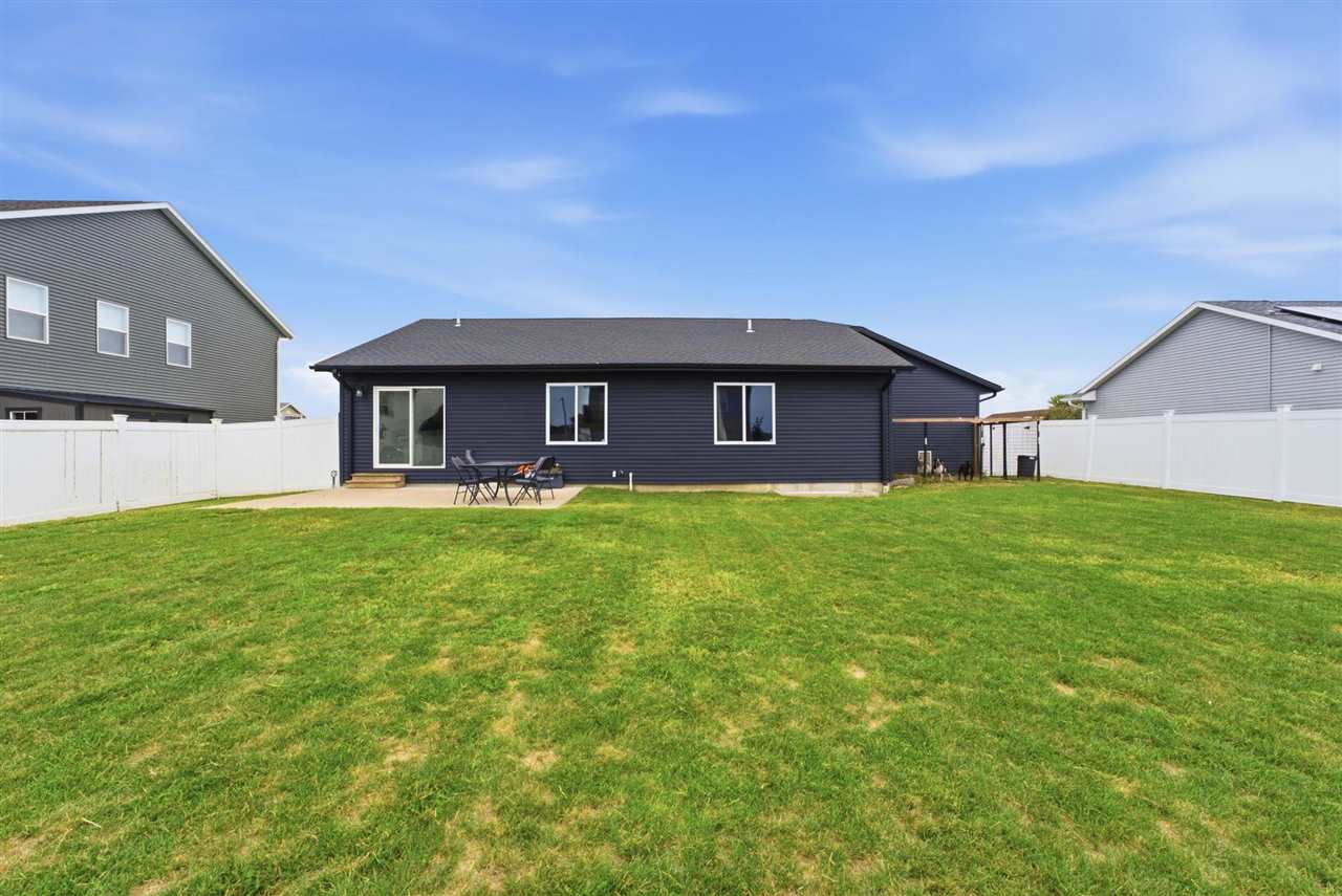 1005 S 12th Avenue Washington IA 52353
