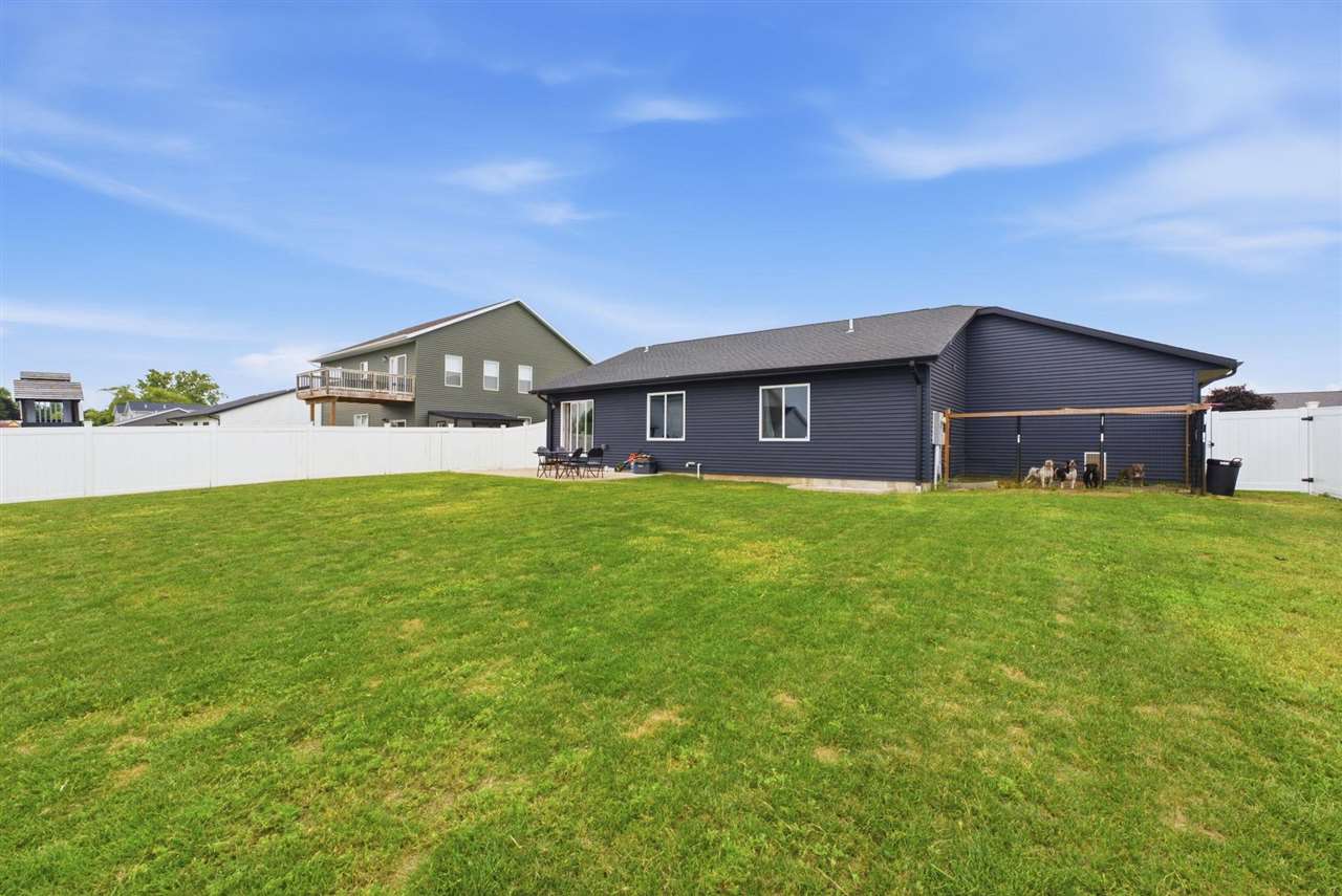 1005 S 12th Avenue Washington IA 52353