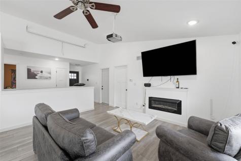 1005 S 12th Avenue Washington IA 52353