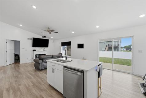 1005 S 12th Avenue Washington IA 52353