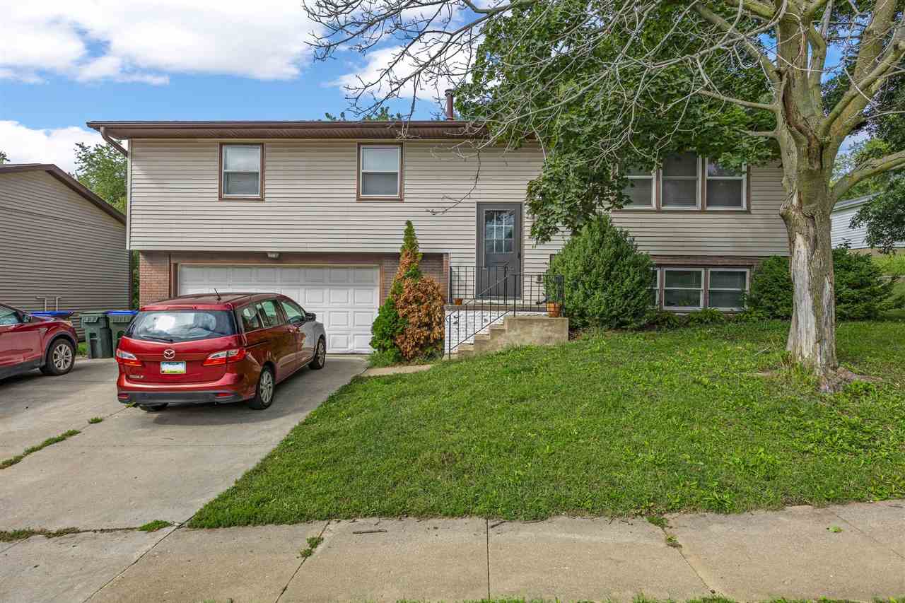 621 & 623 Westgate Street Iowa City IA 52246
