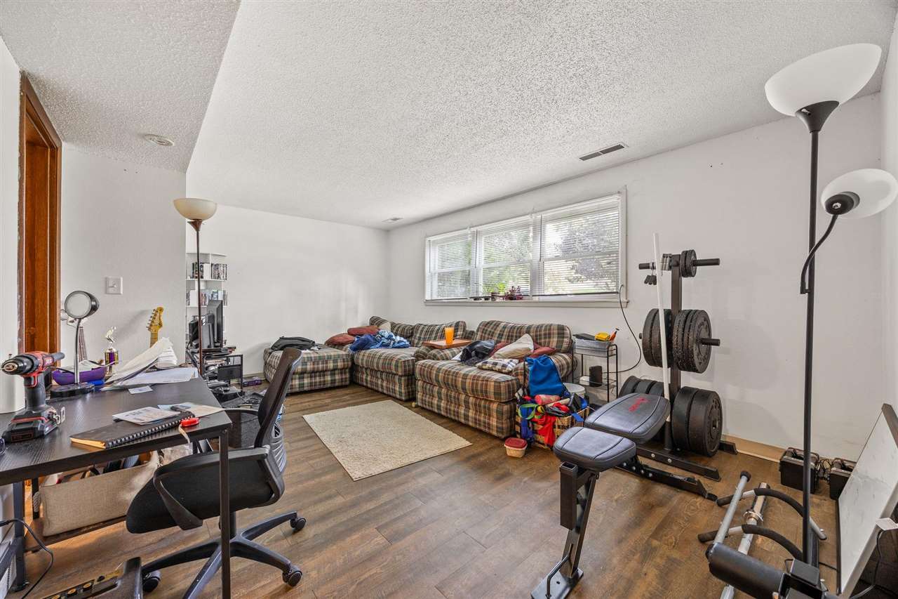 621 & 623 Westgate Street Iowa City IA 52246