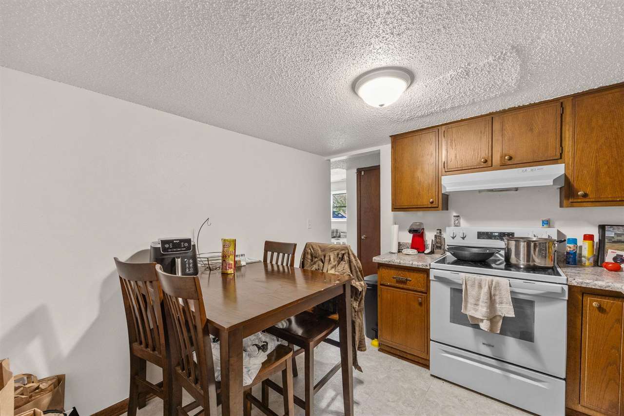 621 & 623 Westgate Street Iowa City IA 52246