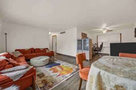 621 & 623 Westgate Street Iowa City IA 52246