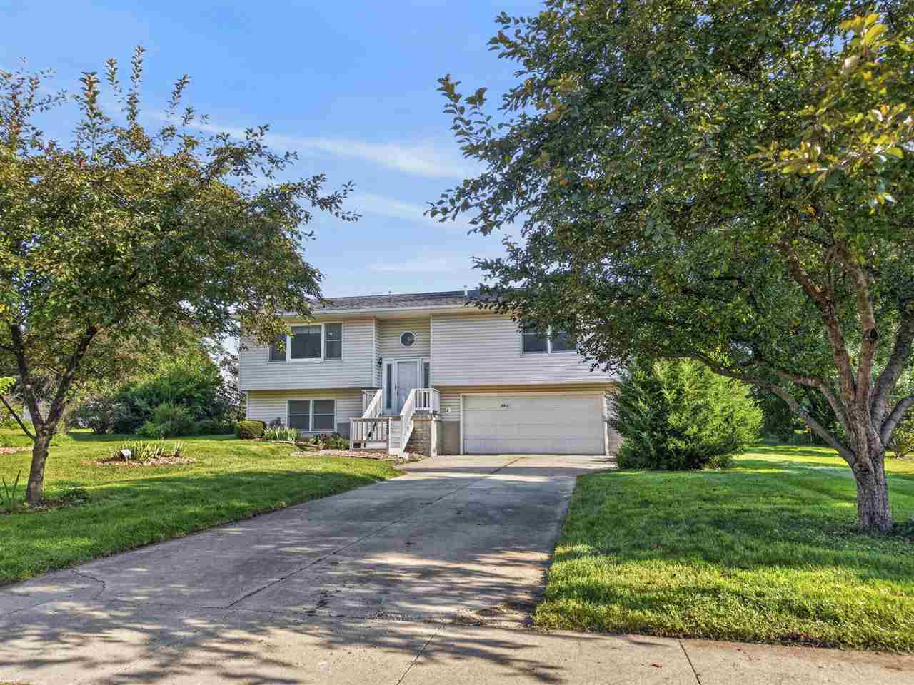 220 W Main Street Oxford IA 52322
