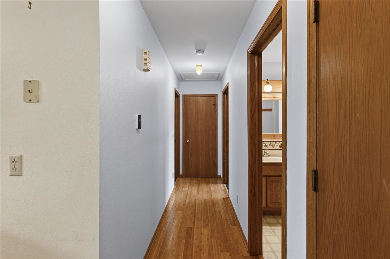 220 W Main Street Oxford IA 52322