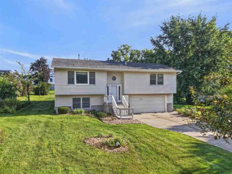 220 W Main Street Oxford IA 52322