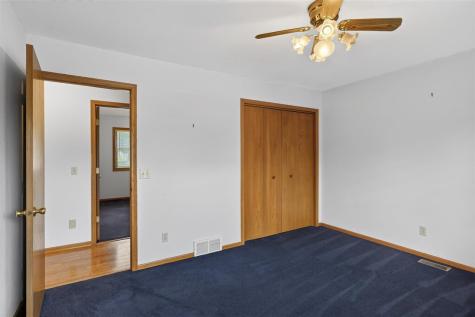 220 W Main Street Oxford IA 52322