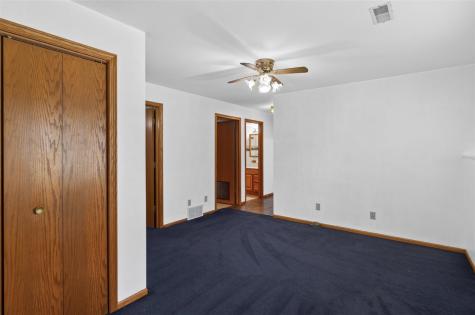 220 W Main Street Oxford IA 52322