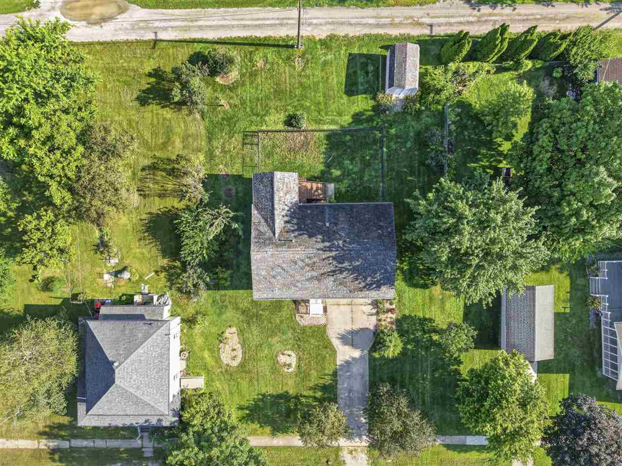 220 W Main Street Oxford IA 52322