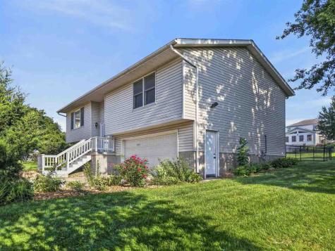 220 W Main Street Oxford IA 52322