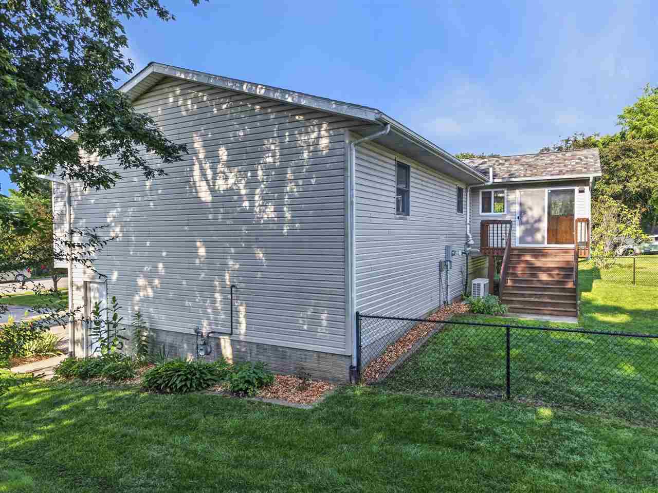 220 W Main Street Oxford IA 52322