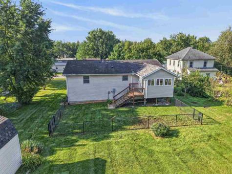 220 W Main Street Oxford IA 52322