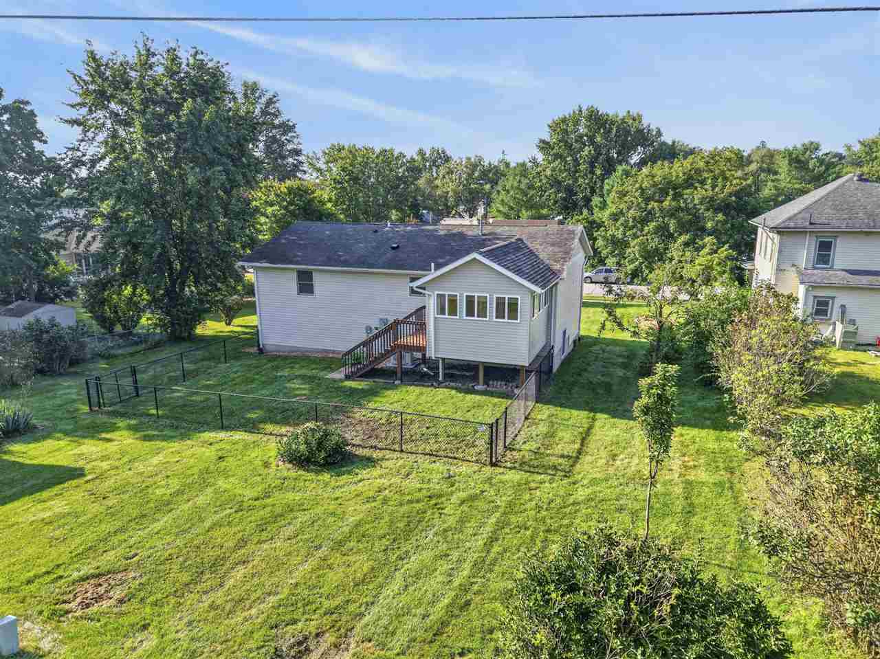 220 W Main Street Oxford IA 52322