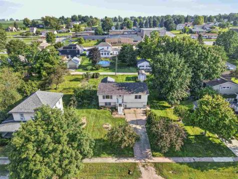 220 W Main Street Oxford IA 52322