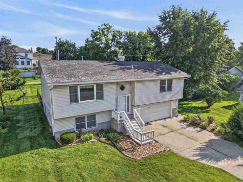 220 W Main Street Oxford IA 52322