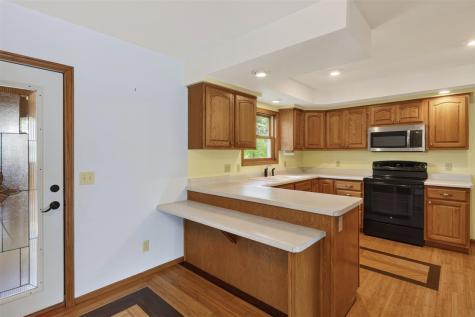 220 W Main Street Oxford IA 52322