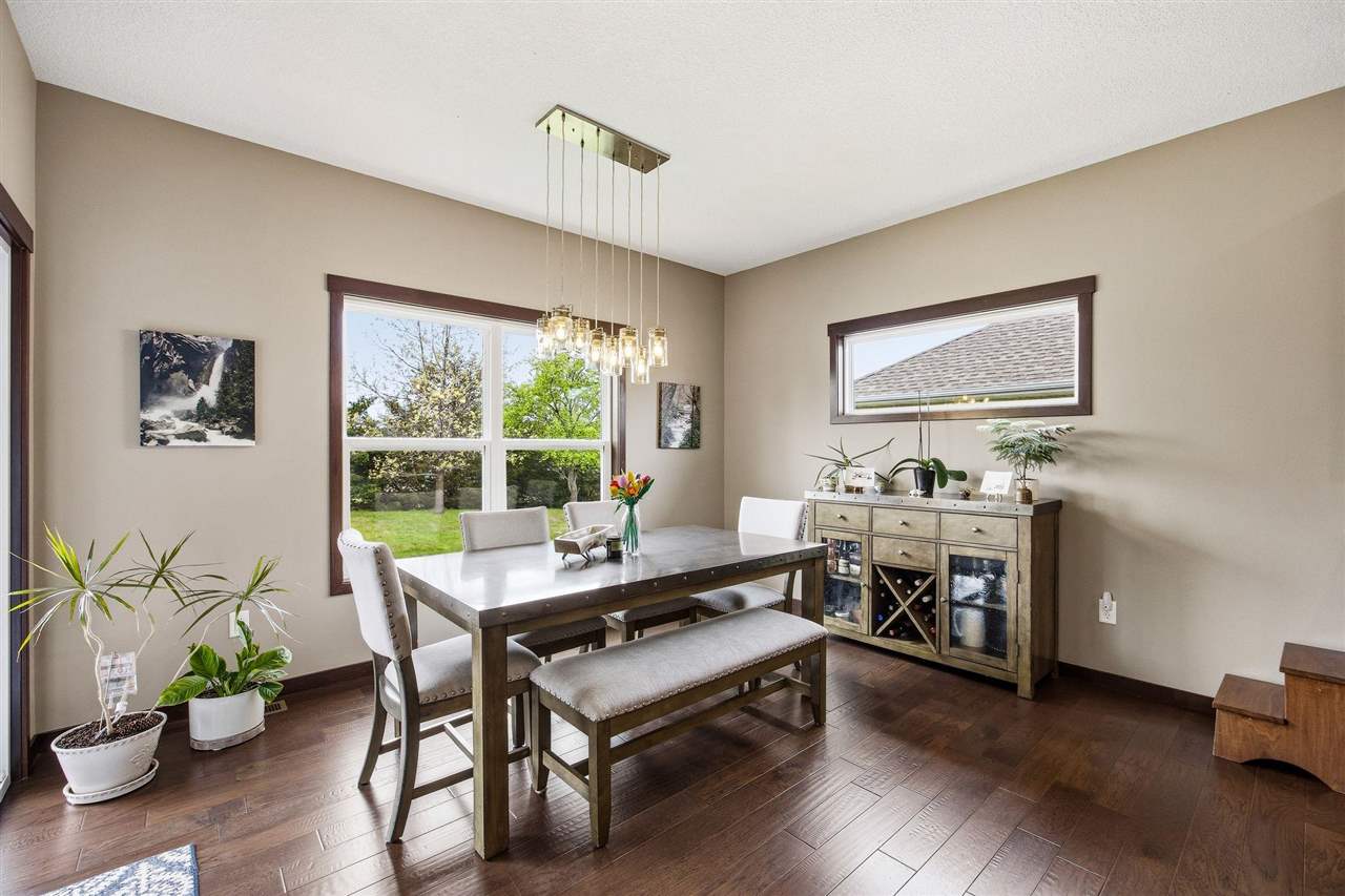 513 Majestic Oak Solon IA 52333