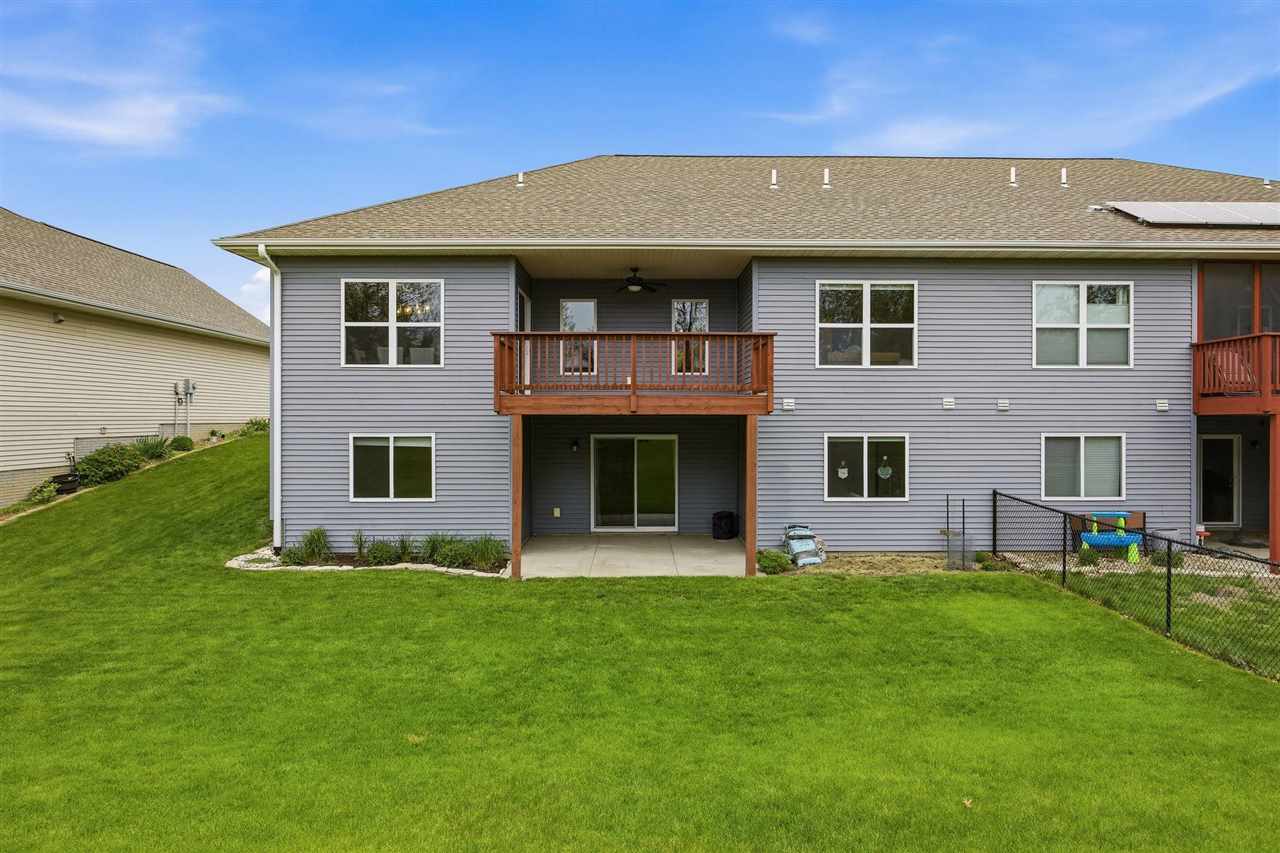 513 Majestic Oak Solon IA 52333
