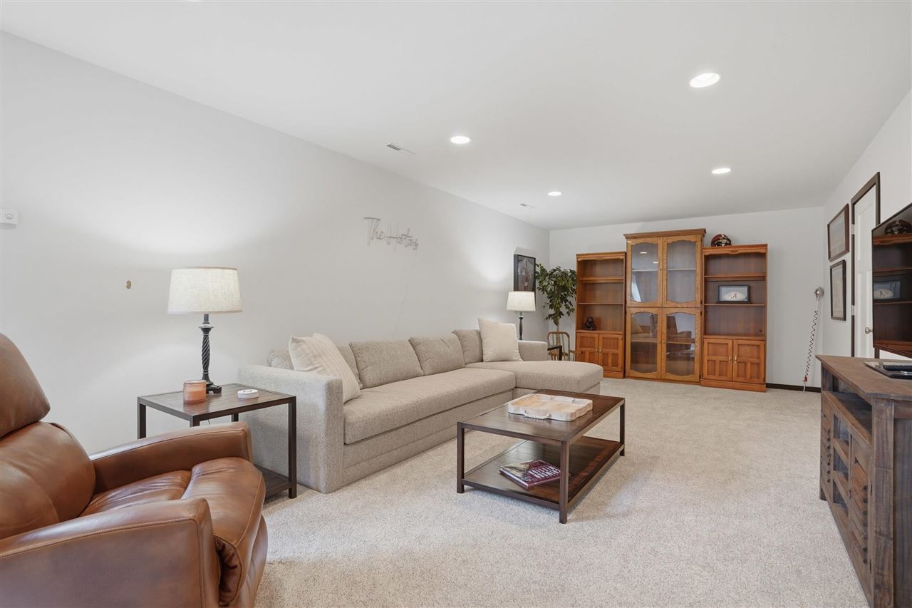 4411 Tempe Place Iowa City IA 52246