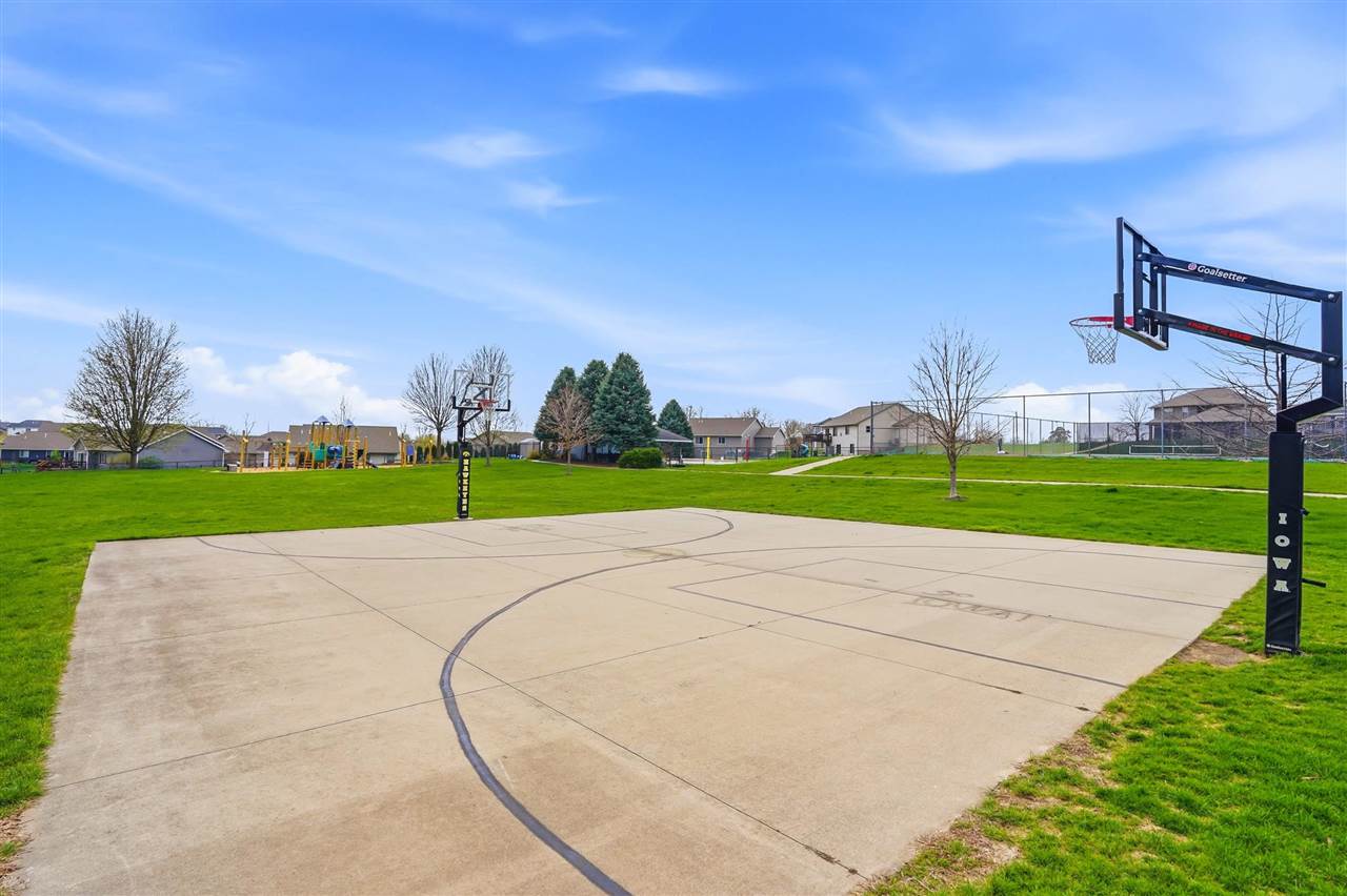 4411 Tempe Place Iowa City IA 52246