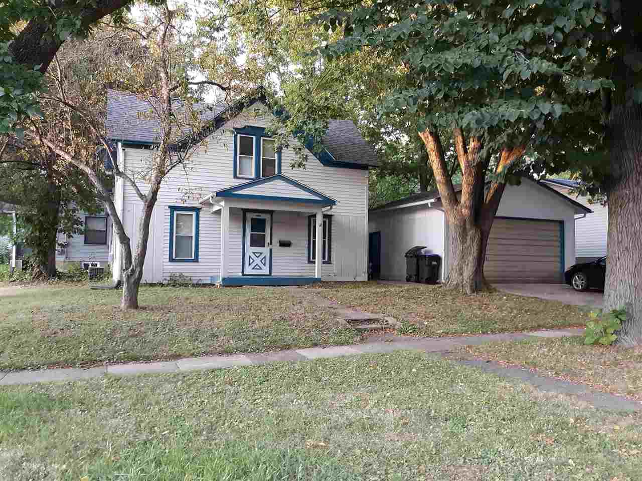 906 E Davenport Street Iowa City IA 52245