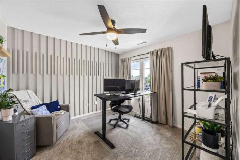 7112 Walden Road NE Cedar Rapids IA 52402