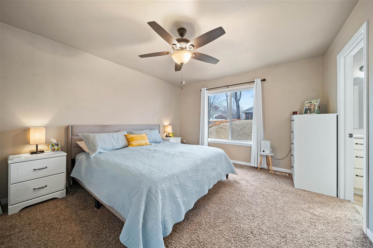 236 Kenneth Drive Iowa City IA 52245